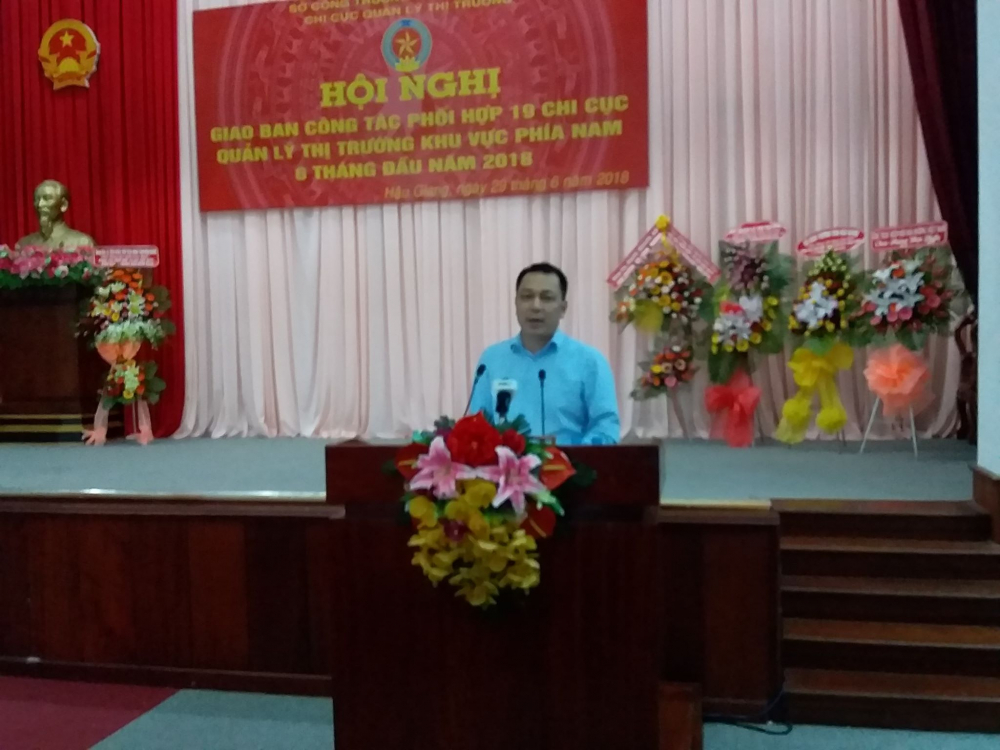 Đồng chí Đặng Hoàng An, Thứ trưởng Bộ Công Thương, phát biểu chỉ đạo tại hội nghị
