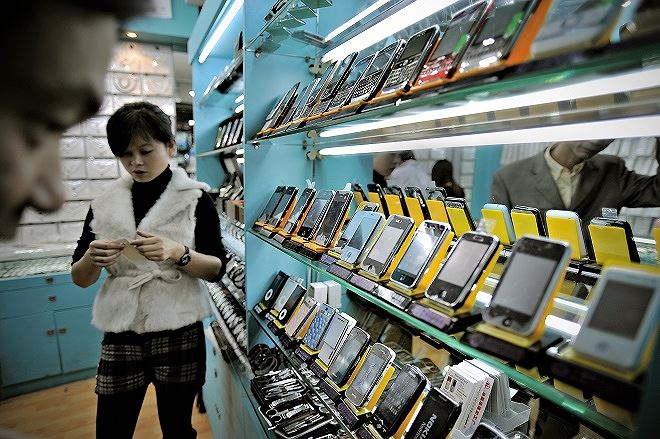  Ở Trung Quốc, điện thoại của các hãng do nước này sản xuất được sử dụng rất nhiều    