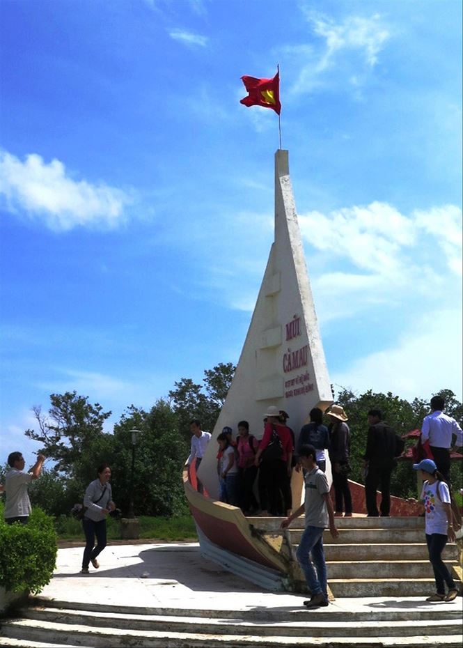 Công viên văn hoá du lịch Mũi Cà Mau.