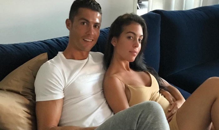 Ronaldo và bạn gái Georgina Rodriguez