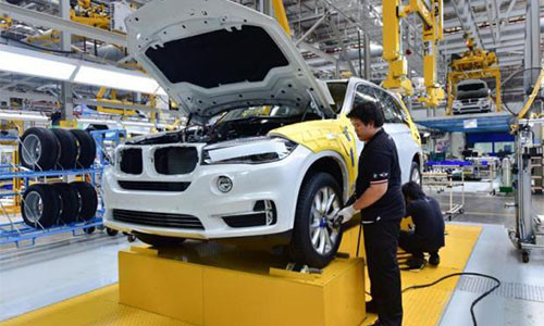 Mới đây, thương hiệu xe sang BMW quyết định sẽ chuyển mạnh việc sản xuất dòng X5 sang Thái Lan.