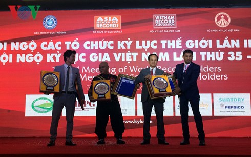 3 kỷ lục gia Việt Nam được Liên minh Kỷ lục Thế giới xác lập kỷ lục mới