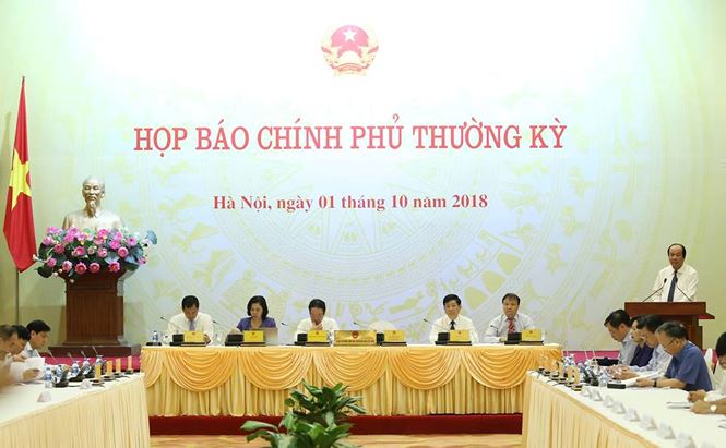 Phiên họp báo thường kỳ Chính phủ chiều 1/10. Ảnh Như Ý  