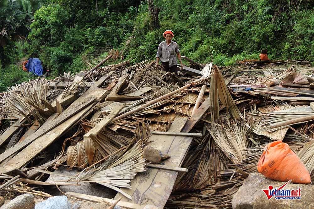 Những gì còn lại sau lũ lụt đi qua ở Tỉnh hà Giang. (Ảnh: Internet).