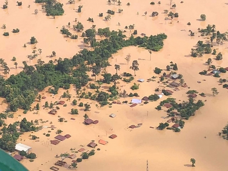 Đập thủy điện Xe Pian-Xe Namnoy bị vỡ gây ngập lụt ở ở tỉnh Attapeu, đông nam Lào. Ảnh: IT