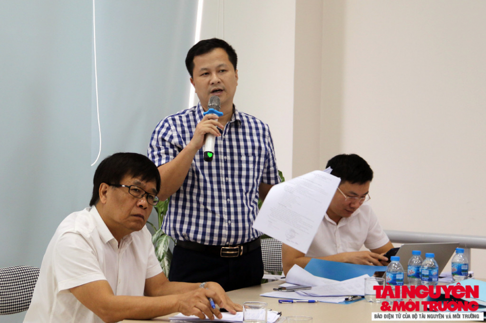 Ông Đặng Xuân Tâm, Tống giám đốc Công ty CP Địa ốc Hải Đăng (HD Mon) tuyên bố tại cuộc đối thoại, trước hàng trăm cư dân sẽ tiến hành đo lại diện tích toàn bộ hơn 800 căn hộ tại dự án.