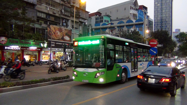 Dự kiến ngày 1/10 tới sẽ triển khai thí điểm vé điện tử trên tuyến buýt nhanh BRT    