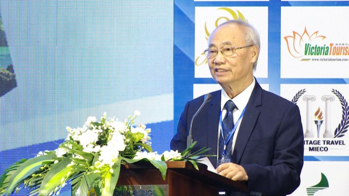 Chủ tịch Hiệp hội Du lịch Việt Nam Vũ Thế Bình phát biểu tại đại hội