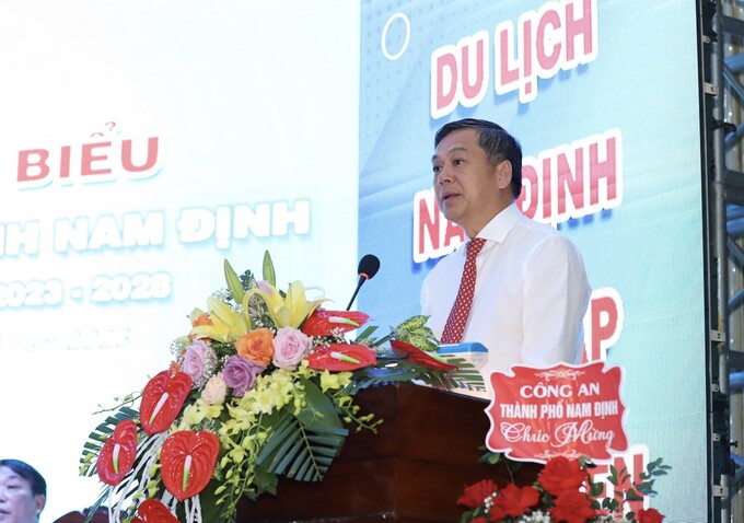  Đồng chí Trần Lê Đoài,  Phó Chủ tịch UBND tỉnh Nam Định phát biểu chỉ đạo tại Đại hội.