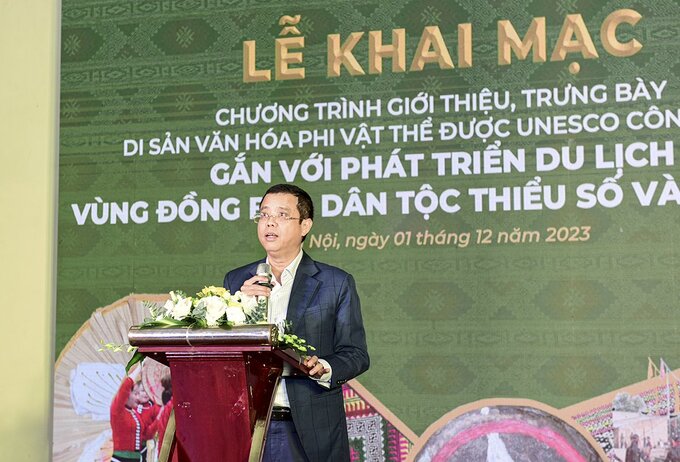 Ông Nguyễn Lê Phúc - Phó Cục trưởng Cục Du lịch Quốc gia Việt Nam phát biểu khai mạc. Ảnh: TITC