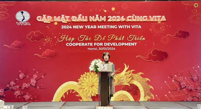 Bà Cao Thị Ngọc Lan - Phó Chủ tịch thường trực Hiệp hội Du lịch Việt Nam, giới thiệu về VITA.