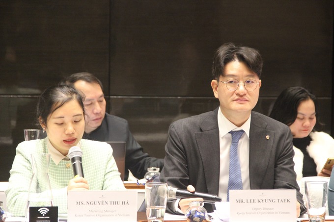 Ông Lee Kyung Taek, Phó trưởng đại diện Tổng cục Du lịch Hàn Quốc tại Việt Nam tham gia và phát biểu tại cuộc gặp mặt.