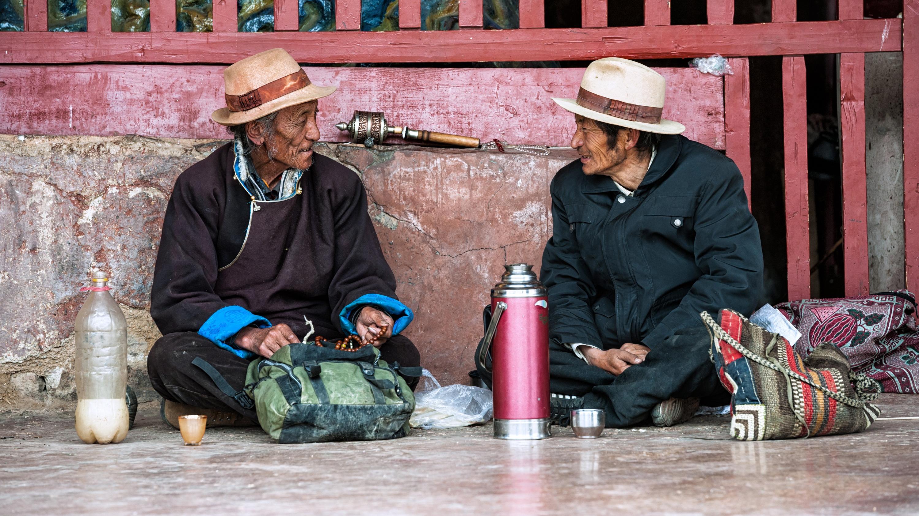 Nhâm nhi trà bơ giữa đất trời Tây Tạng
