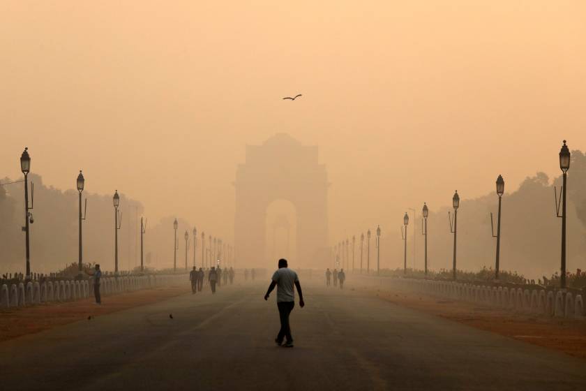 Ấn Độ - một trong những quốc gia ô nhiễm nhất thế giới, từng đưa ra Chương trình Không khí Sạch Quốc gia 2019 (National Clean Air Programme) để khắc phục tình trạng ô nhiễm.