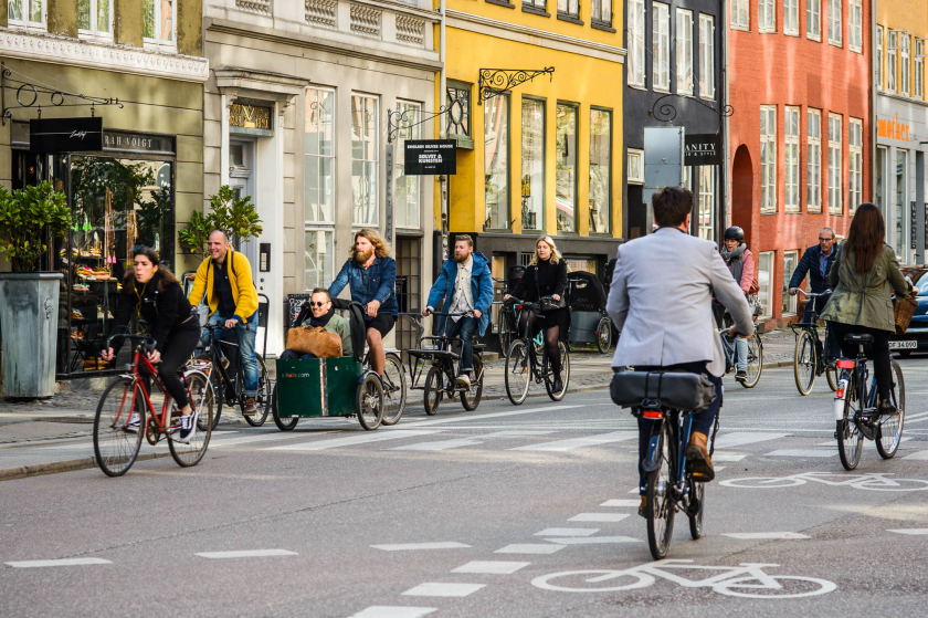 Trên đường phố Đan Mạch - Ảnh: Internet
