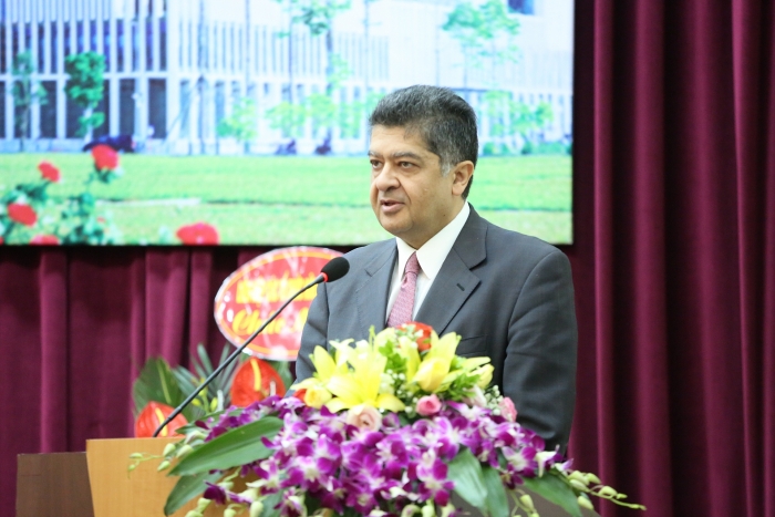 Ông Vahram Kazhoyan - Đại sứ Acmenia tại Việt Nam