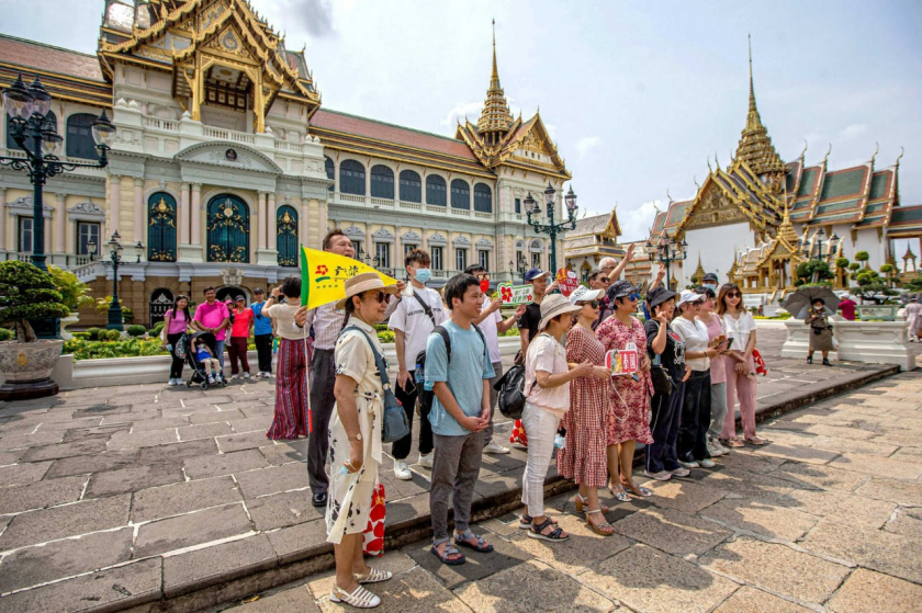 Du khách Trung Quốc tham quan Bangkok sau đại dịch.