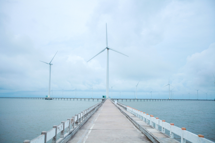 Ở Bạc Liêu còn có cánh đồng điện gió lớn nhất Việt Nam.