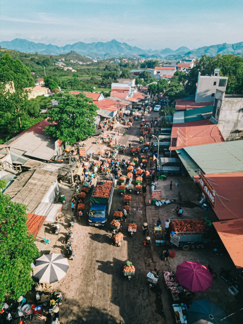Chợ vải Tân Sơn 6h sáng