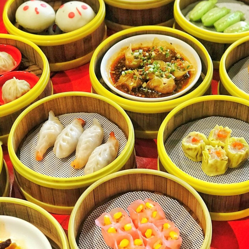 Các món ăn được các đầu bếp chế biến tỉ mỉ, đúng chuẩn hương vị món ăn Trung Hoa.
