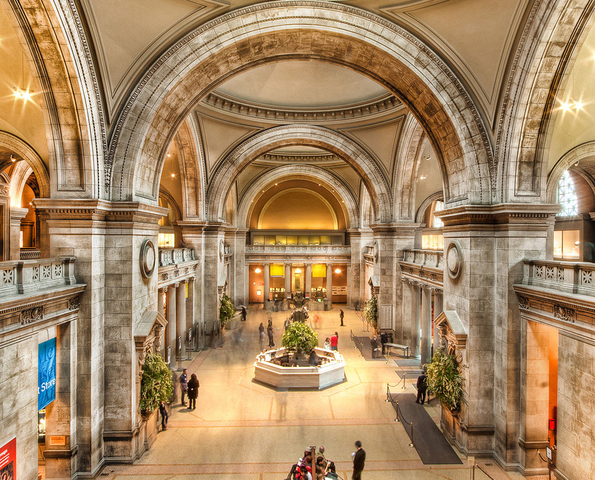 Viện bảo tàng mỹ thuật Metropolitan hay còn biết đến với tên gọi tắt là MET - là một trong những viện bảo tàng mỹ thuật lớn nhất của Hoa Kỳ