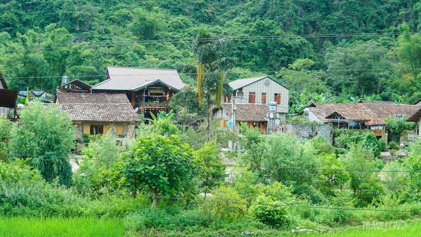 Nhanh chóng nắm bắt xu hướng thúc đẩy phát triển du lịch, địa phương đã hình thành mô hình du lịch cộng đồng, với dịch vụ lưu trú homestay tại ngôi làng Khuổi Ky