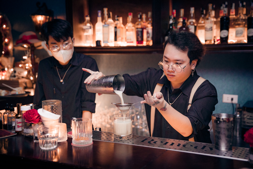 Những món signature cocktail của Remedy Potion Class được sáng tạo dựa trên 7 hormone tạo nên cảm xúc hỉ nộ ái ố của mỗi người.