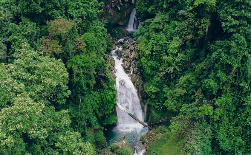 Travel blogger Ta Ba Lô đánh giá đây là một trong những con thác đẹp nhất tại Hà Giang mà anh biết và di chuyển cũng khá dễ dàng.