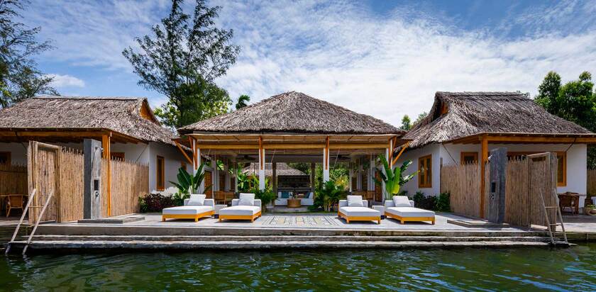 Chi-Bu Riverside Cottages cho du khách về với làng quê Việt Nam.