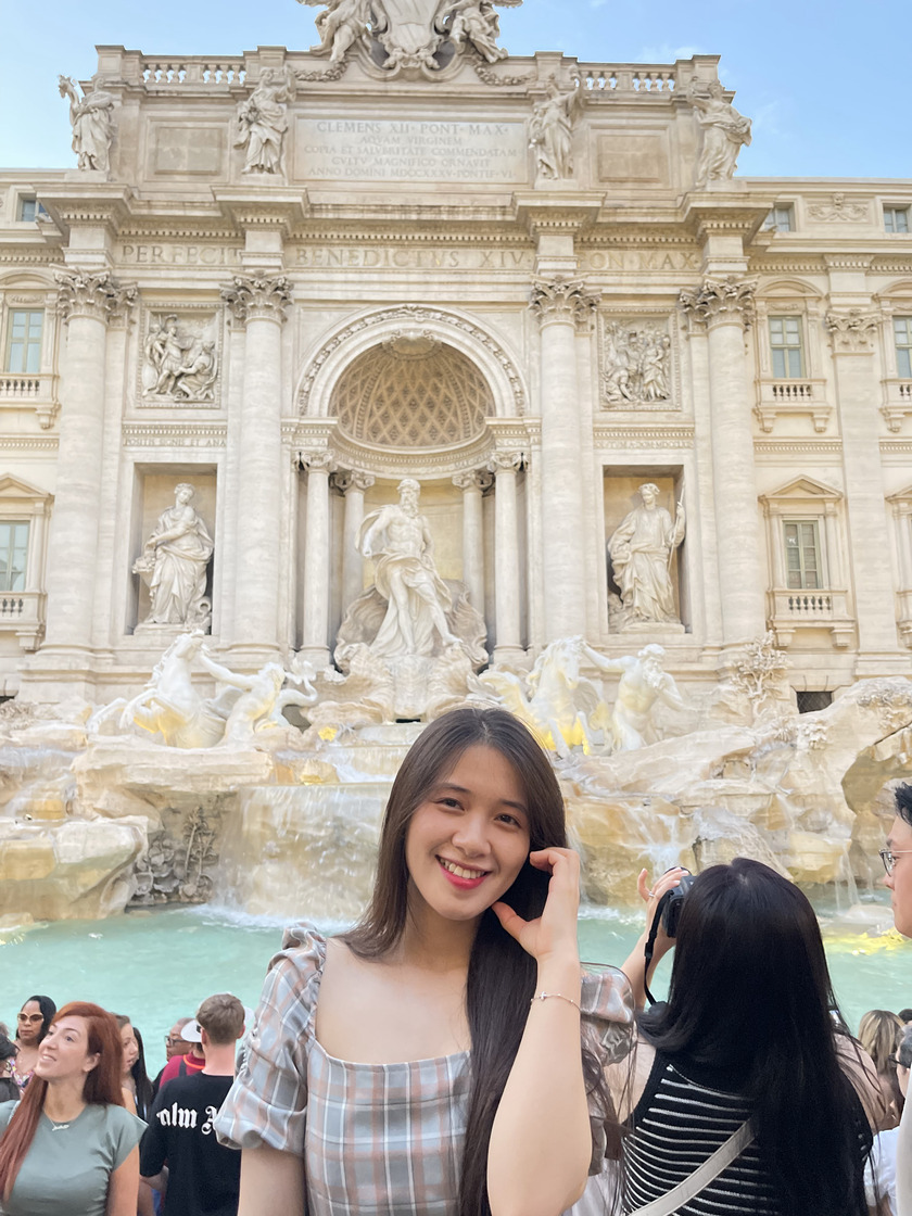 Đừng quên tung đồng xu ở Trevi Fountain để quay trở lại Ý trong tương lai.