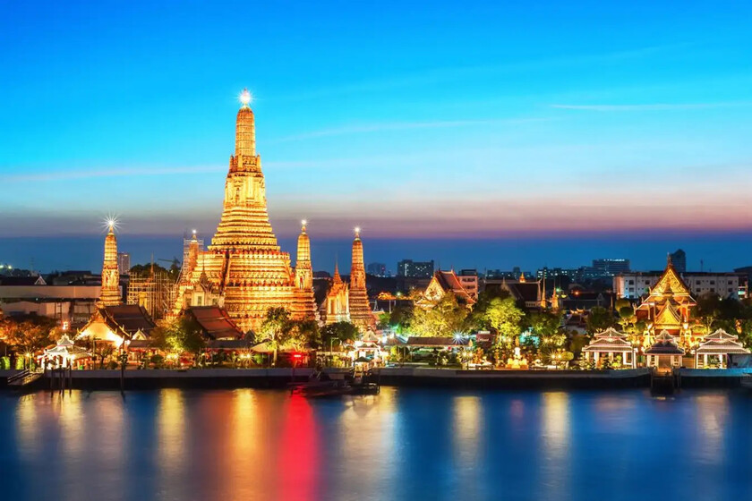 Bangkok lộng lẫy khi về đêm.