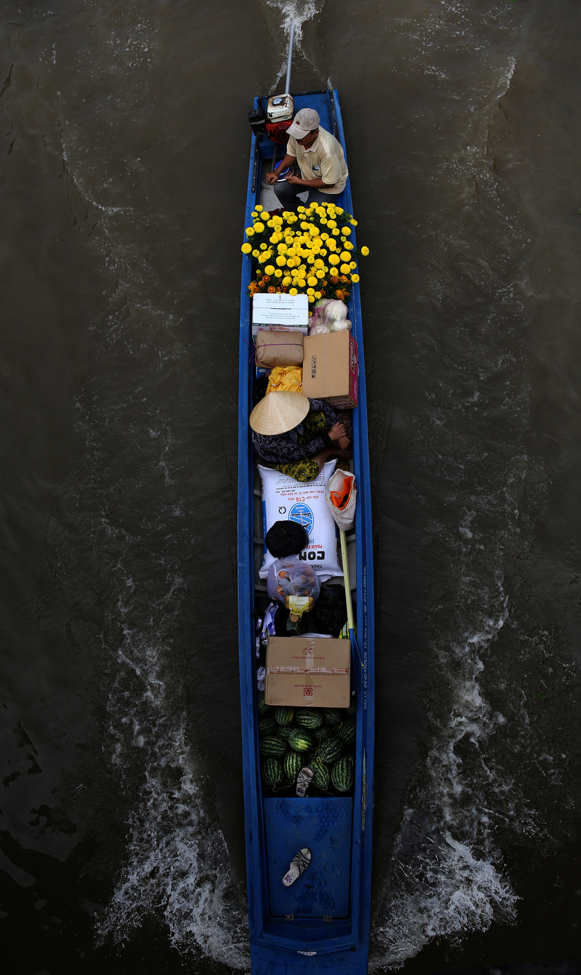 Những chiếc ghe, thuyền chở cả mùa Xuân về trên miền Tây sông nước