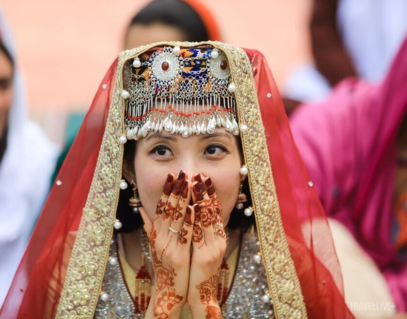 Cô dâu trong đám cưới ở Hunza, Pakistan