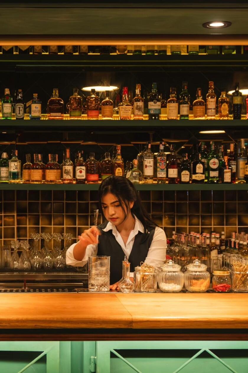 Những ly cocktail đầy sáng tạo được pha chế bởi bartender