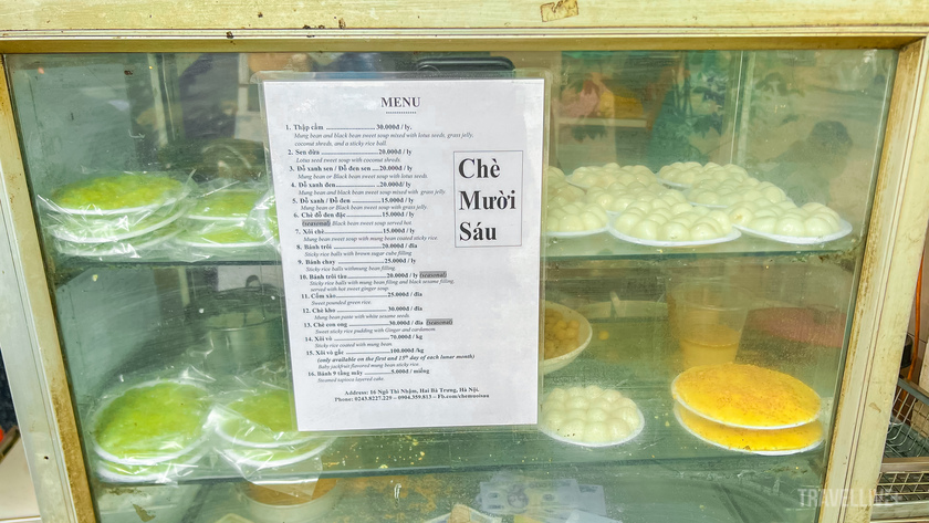 Ngày Tết Hàn thực năm nay, giá bánh trôi tại quán chè Mười Sáu vẫn giữ nguyên mức 20.000 đồng/đĩa và bánh chay là 25.000 đồng/ly, không thay đổi so với ngày thường.