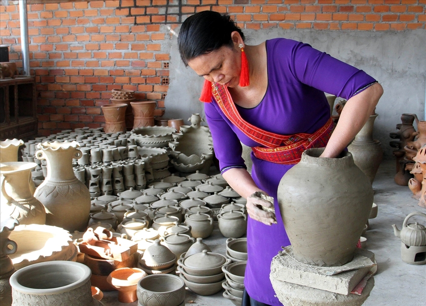 Trải nghiệm làm gốm Bàu Trúc, Ninh Thuận cùng người bản địa