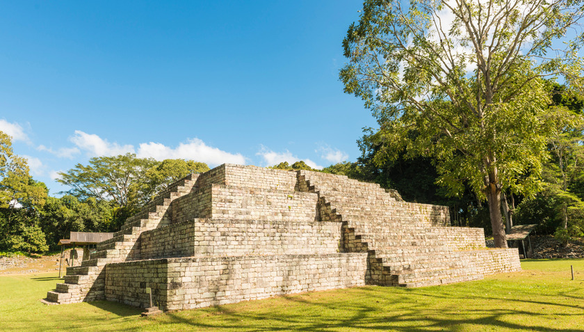 Đến Copan khám phá nền văn minh Maya cổ đại