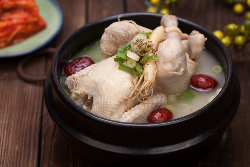 Món samgyetang còn được gọi là món ăn 