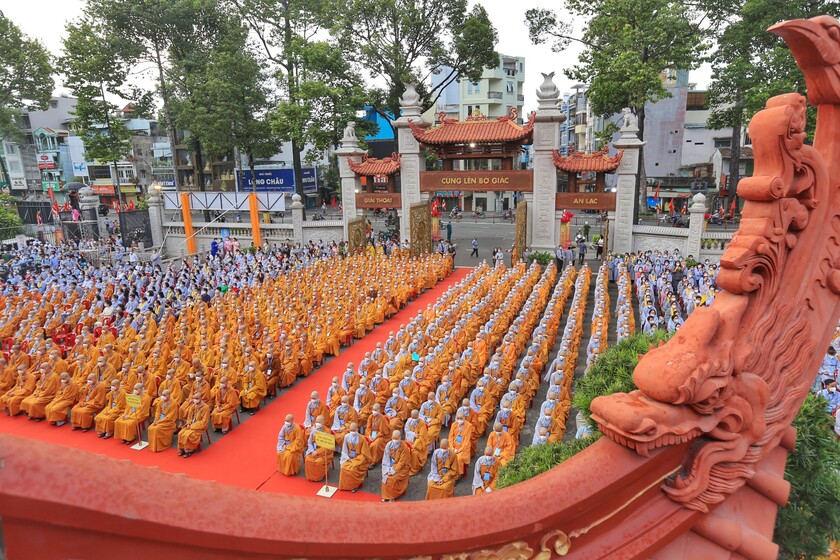 Những ngày lễ Phật Đản, nơi đây thu hút đông đảo Tăng Ni và Phật tử về tham dự.