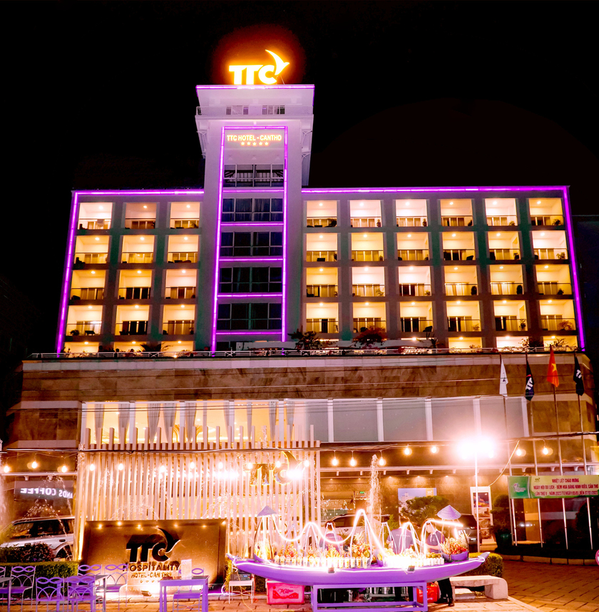 TTC Hotel - Cần Thơ tọa lạc ngay bến Ninh Kiều và gần nhiều điểm du lịch nổi tiếng
