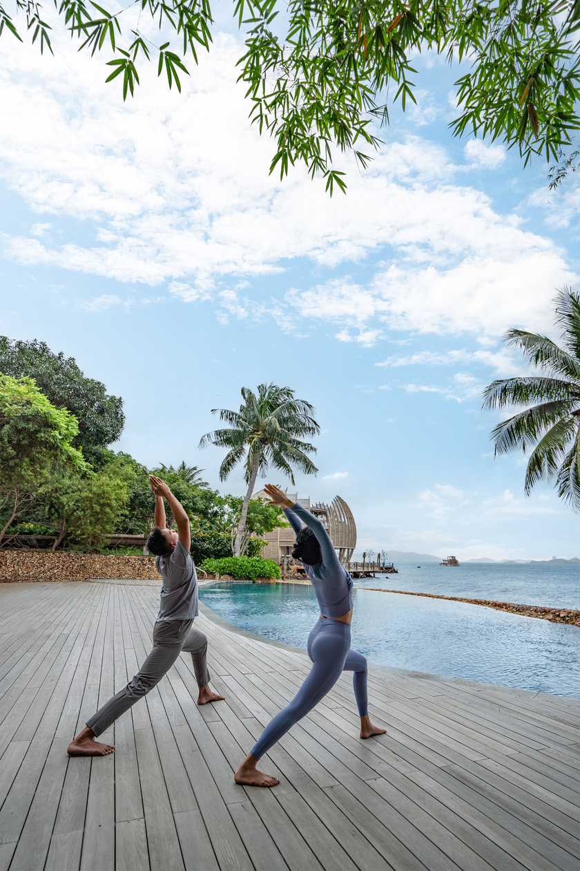 Khởi động ngày mới bằng một lớp học Yoga là cách tái tạo năng lượng tuyệt vời.