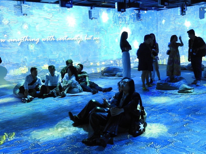 Những trải nghiệm mới lạ, đa dạng hơn cùng “Van Gogh & Monet Art Lighting Experience