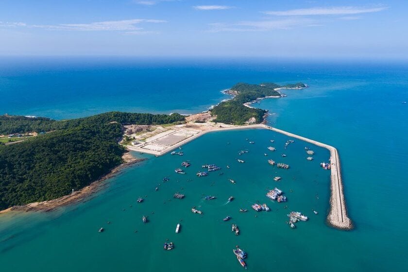 Đảo Cô Tô là địa điểm du lịch thu hút nhiều du khách, chính vì vậy đây cũng là điểm nhiều tour du lịch trái phép diễn ra