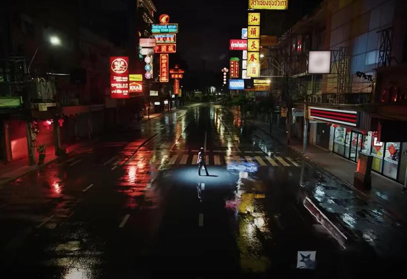 Thước phim được thực hiện tại Chinatown Bangkok, Thái Lan trong MV Rockstar của Lisa