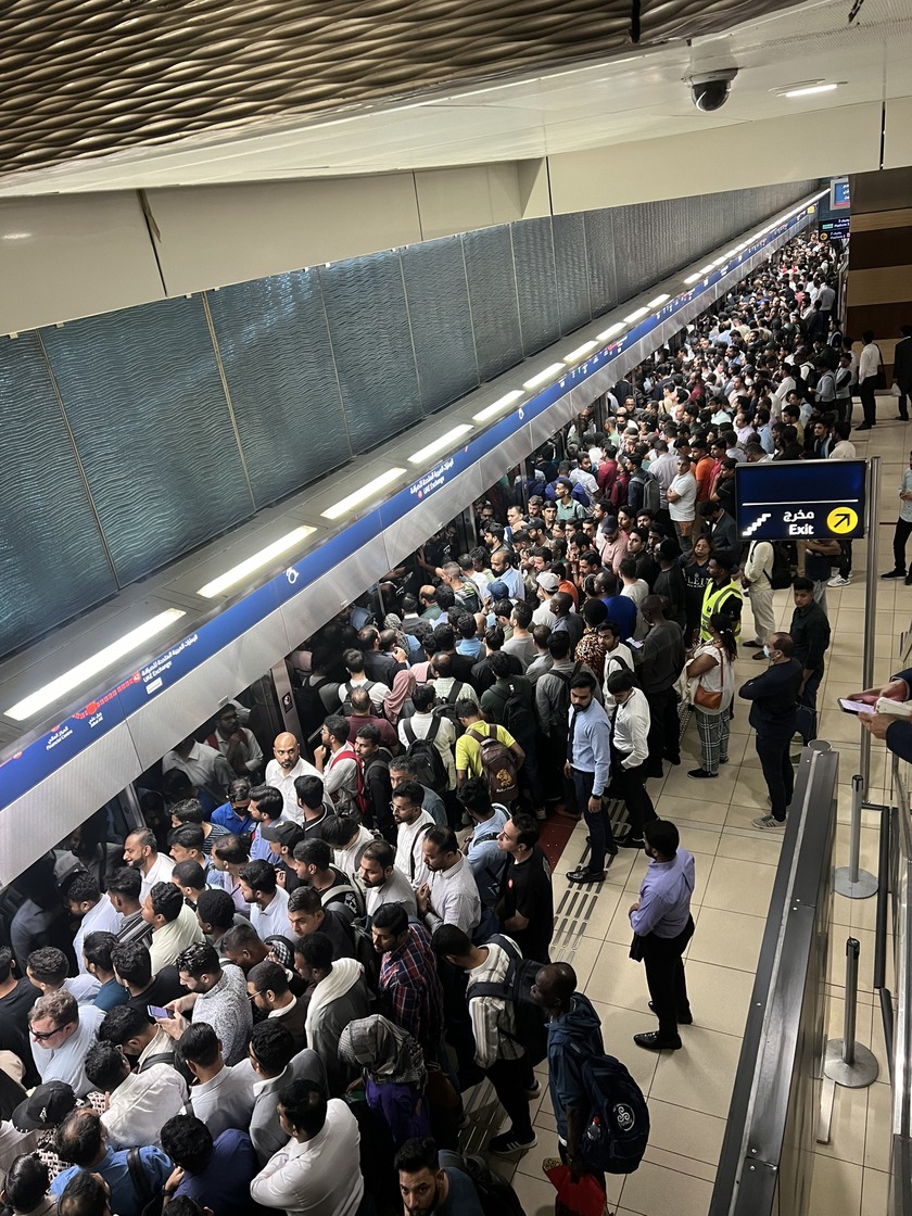 Phương tiện di chuyển của Thu Trang chủ yếu là xe buýt và metro