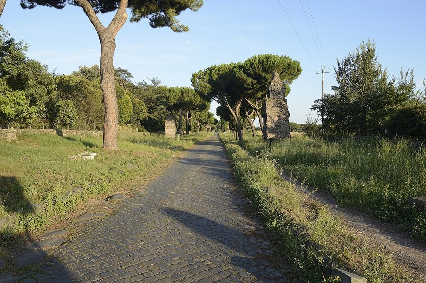 Con đường La Via Appia là di sản thứ 60 của Italy được UNESCO công nhận là di sản thế giới.