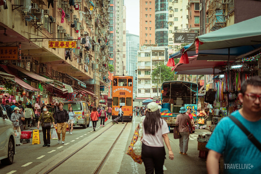 Những chuyến Ding Ding chạy xuyên ngôi chợ truyền thống Chun Yeung Street - Wet Market - khu North Point