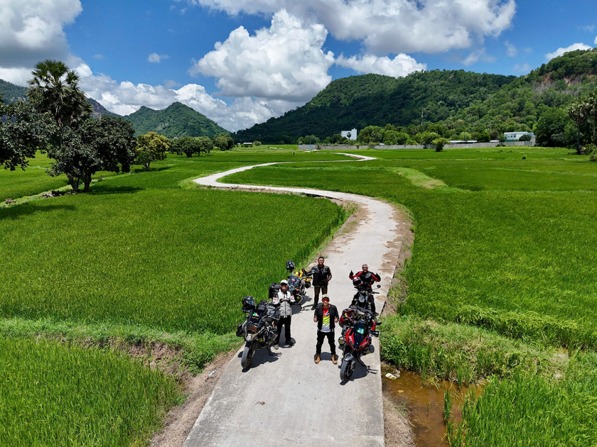 Con đường tơ lựa (Tri Tôn, An Giang)