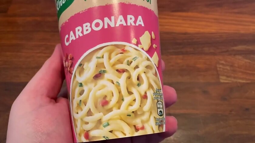 Ngay khi tin tức về mì carbonara đóng hộp của Heinz xuất hiện trên thị trường, cộng đồng ẩm thực Ý như vỡ òa