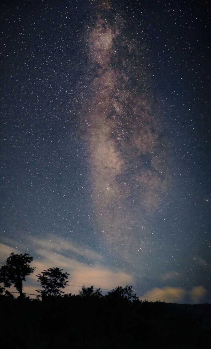 Milky way tuyệt đẹp ở bầu trời đêm Đăk Lăk